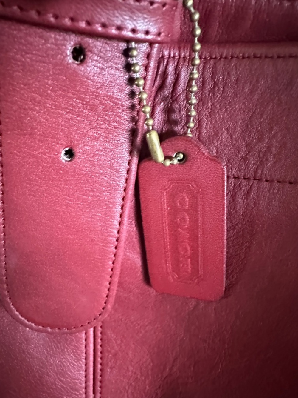Coach Vintage Red All Leather Large Duffle #4082 with goldtone hardware - Picture 13 of 13